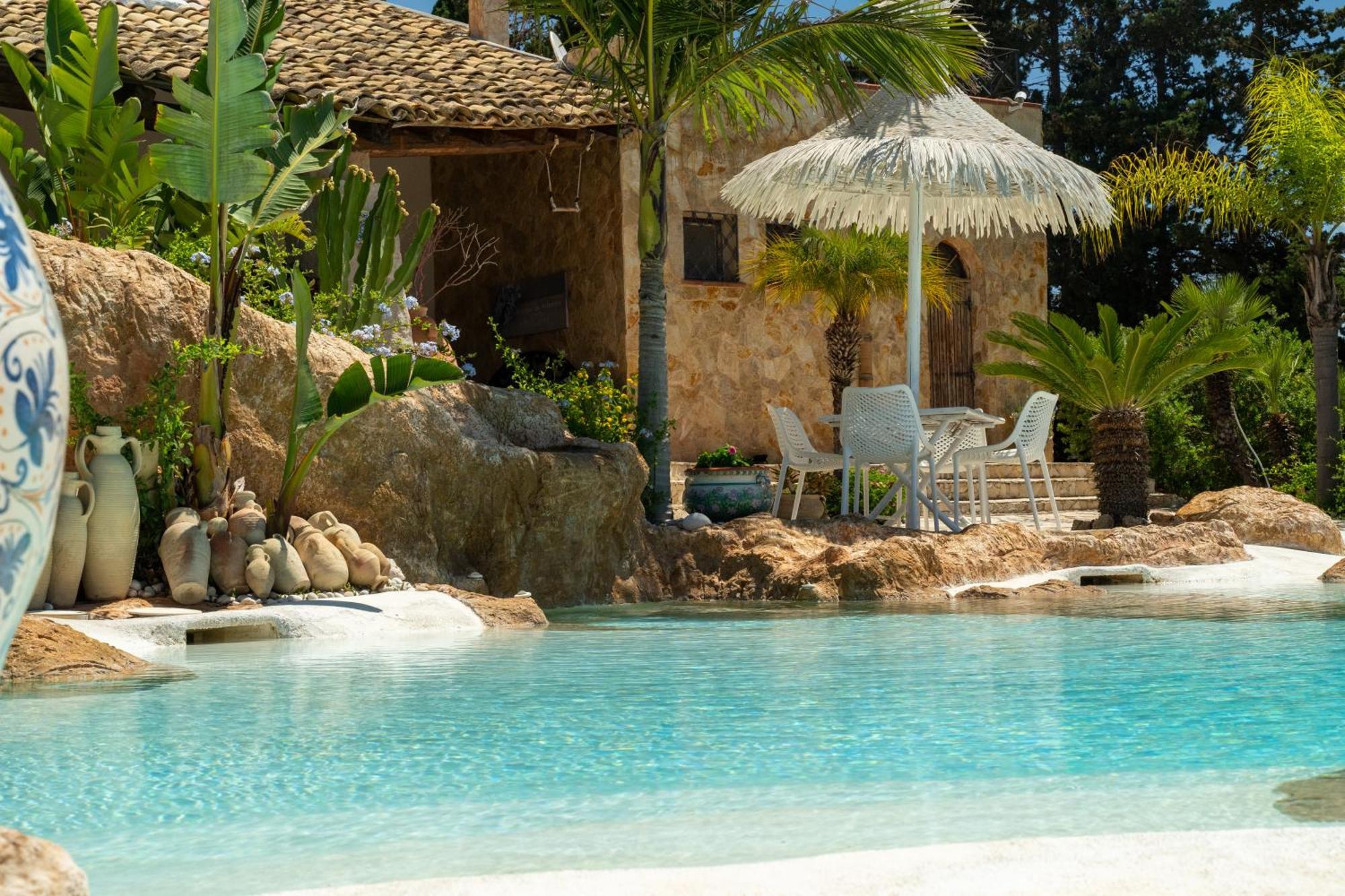 Casa Vacanze Verdemare Con Piscina Ribera Exterior photo